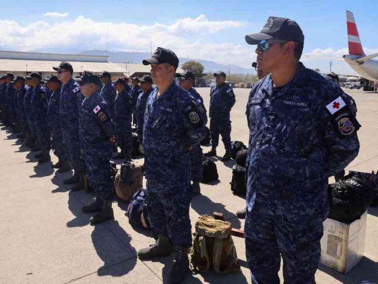 Congelati i fondi Usa per Haiti. Arrivano i militari del Salvador