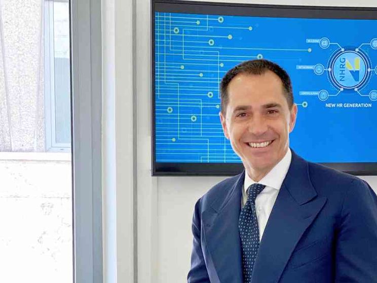 Nhrg cresce e cerca personale