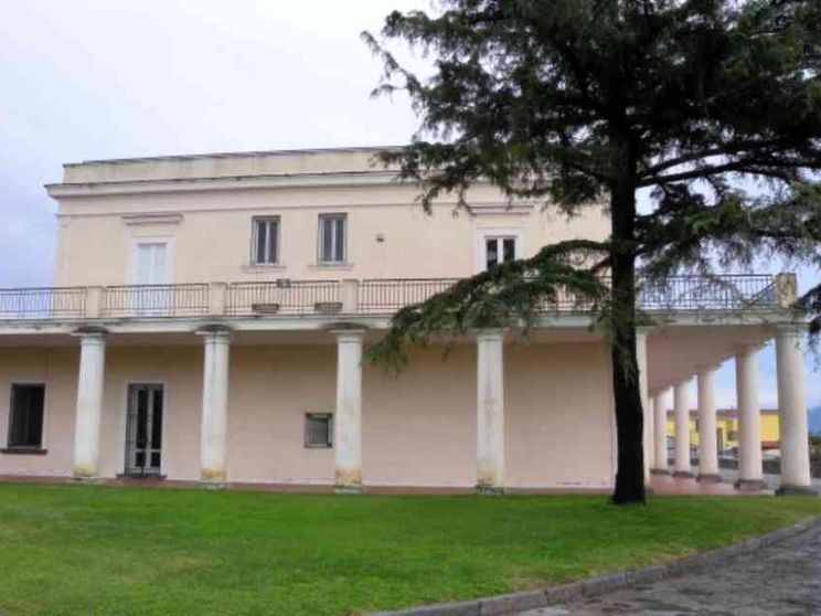 Museo dei trenini nella Villa delle Ginestre di Leopardi: ma la poesia dov'è?