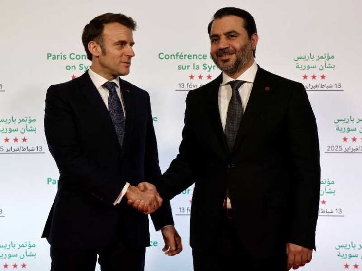 Macron: «La Siria si batta contro le milizie dell'Iran e il Daesh»
