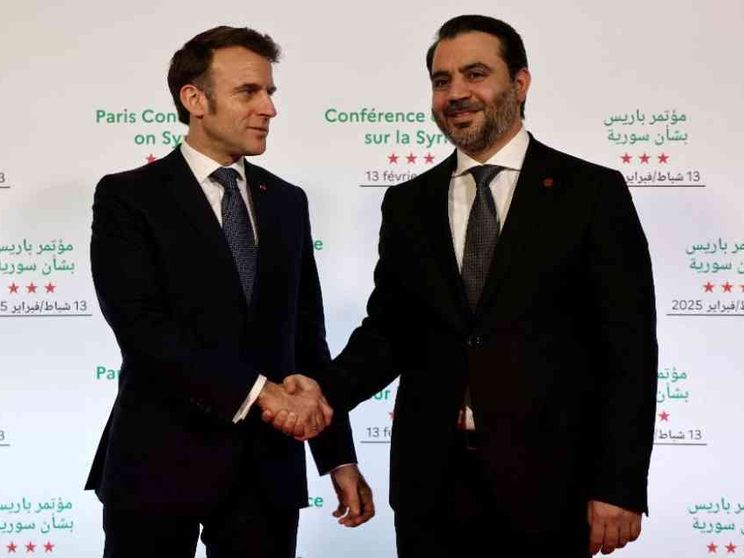 Macron: «La Siria si batta contro le milizie dell'Iran e il Daesh»