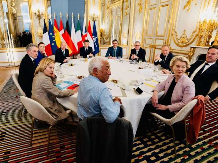 L'Ue si spacca sull'invio delle truppe a Kiev