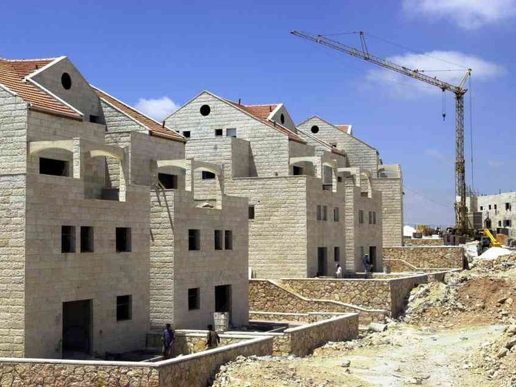 Compra la terra e costruisci una casa in Cisgiordania: Israele non si ferma
