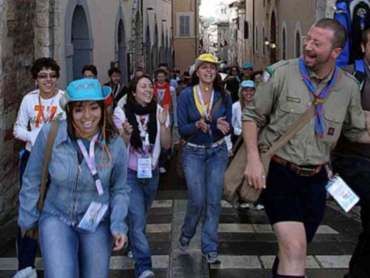 A piedi o in bici alla Basilica di San Francesco: 4.500 i pellegrini “slow”