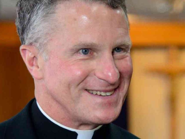 I vescovi Usa citano in tribunale Trump sul taglio ai fondi per i rifugiati