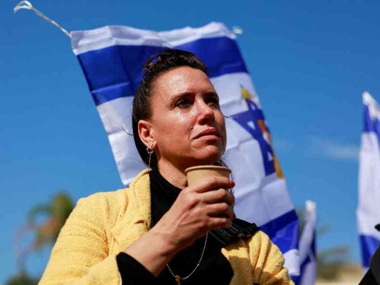 Allarme terrorismo a Tel Aviv, bombe sugli autobus