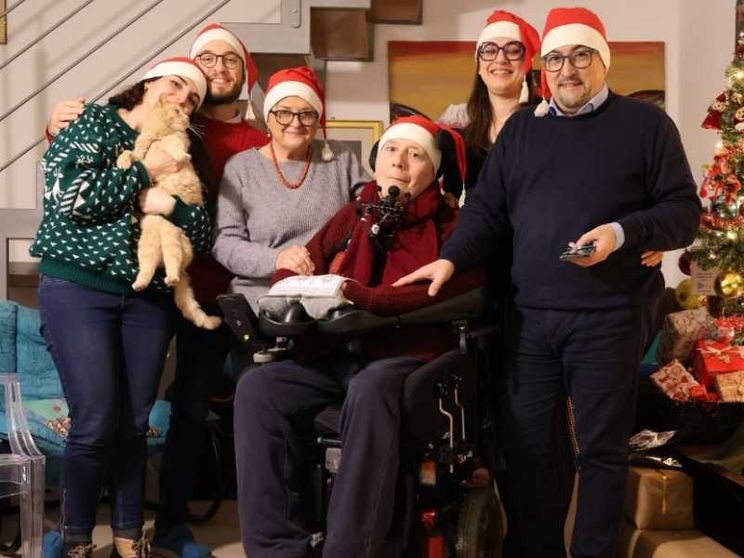 Tutti attorno a Tonino, più forte della malattia