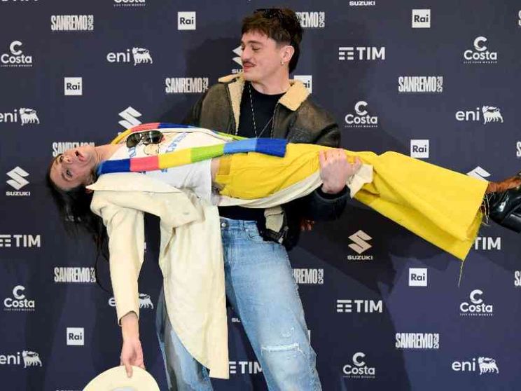 Olly rinuncia all'Eurovision: a rappresentare l'Italia sarà Lucio Corsi