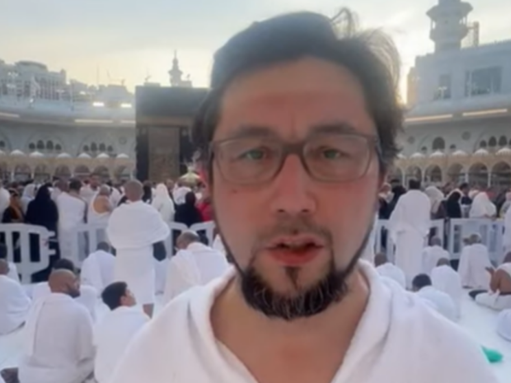 Anche dalla Mecca preghiera e vicinanza a papa Francesco