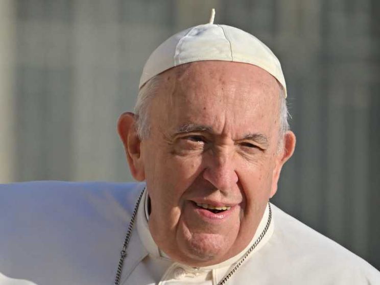 Il Papa: «In Quaresima camminare insieme con speranza»