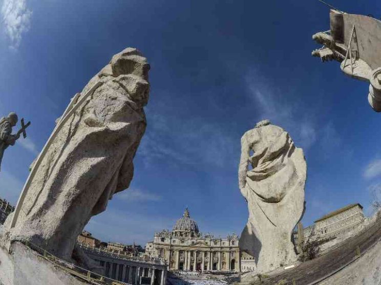 Il Papa istituisce una Commissione per aumentare offerte e donazioni