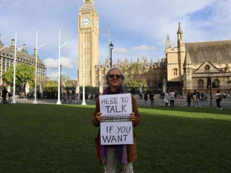Aborto e “buffer zone”: a processo la donna con il cartello