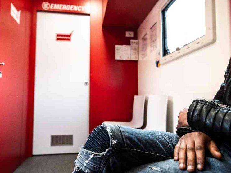 «Niente Sanità per figli di irregolari in Sicilia, Calabria, Campania, Veneto»