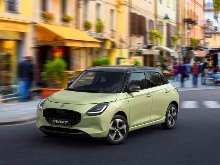 Ecco Suzuki Swift Waku, la city car ibrida pensata per i giovani