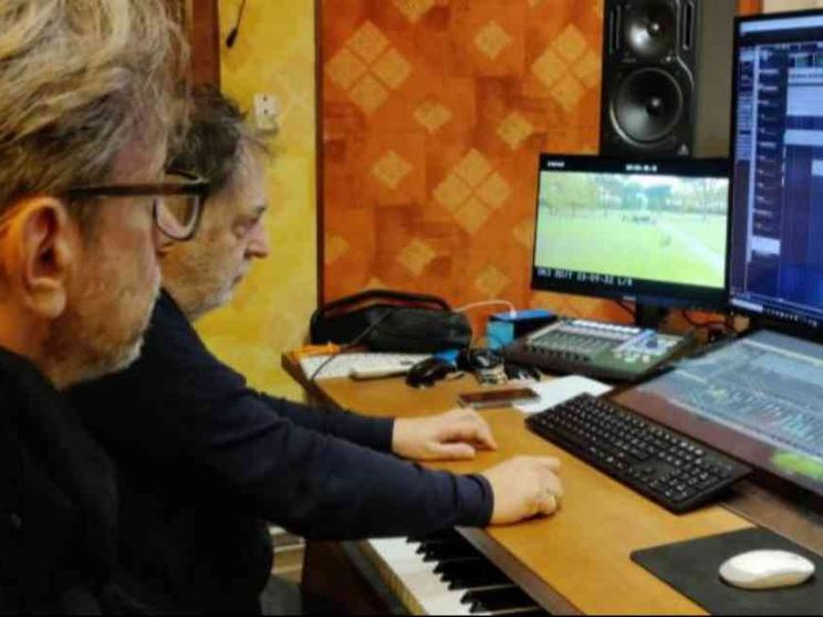 I compositori di colonne sonore dicono no all'intelligenza generativa nei film