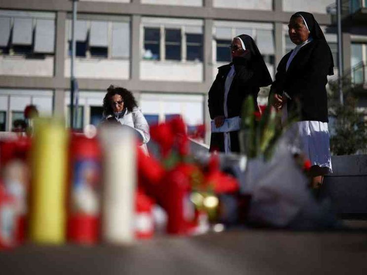 Il Papa migliora e la notte scorsa non ha usato la ventilazione meccanica