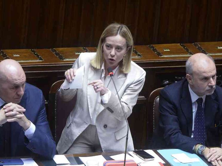 Meloni attacca il manifesto di Ventotene: bagarre in Aula. Benigni: furono eroi