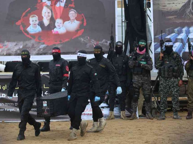 Ha ancora uomini da arruolare, ma dispone di meno armi: cos'è Hamas oggi