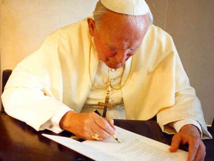 "Evangelium vitae", trent'anni per la nostra umanità