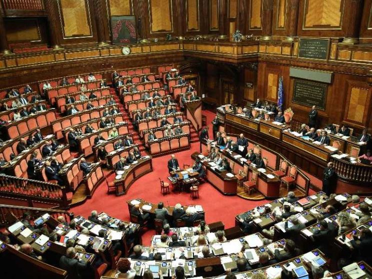Curarsi o morire? La legge deve schierarsi