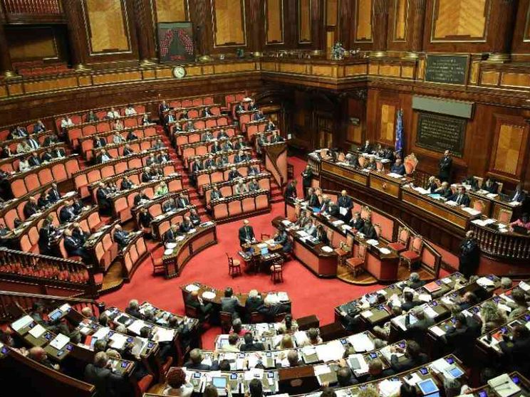 Curarsi o morire? La legge deve schierarsi