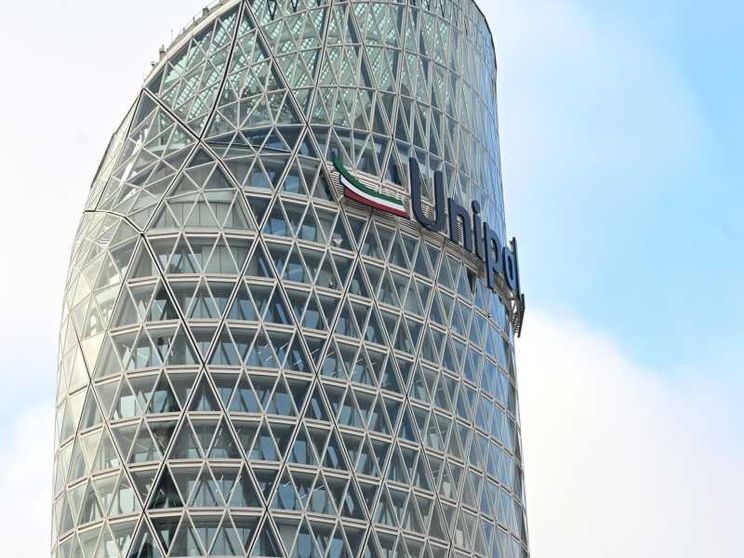 Unipol approva un piano da 3,8 miliardi di utili e punta sull'IA