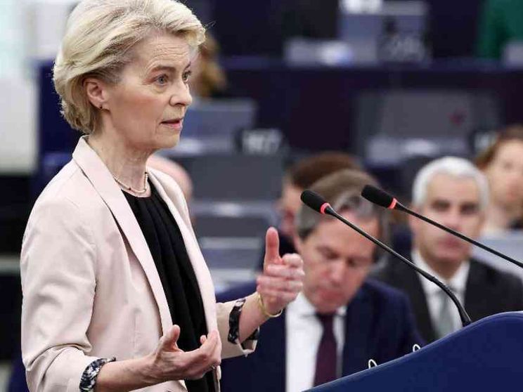 Per Von der Leyen è «il caos»: l'Europa pronta a reagire e a negoziare