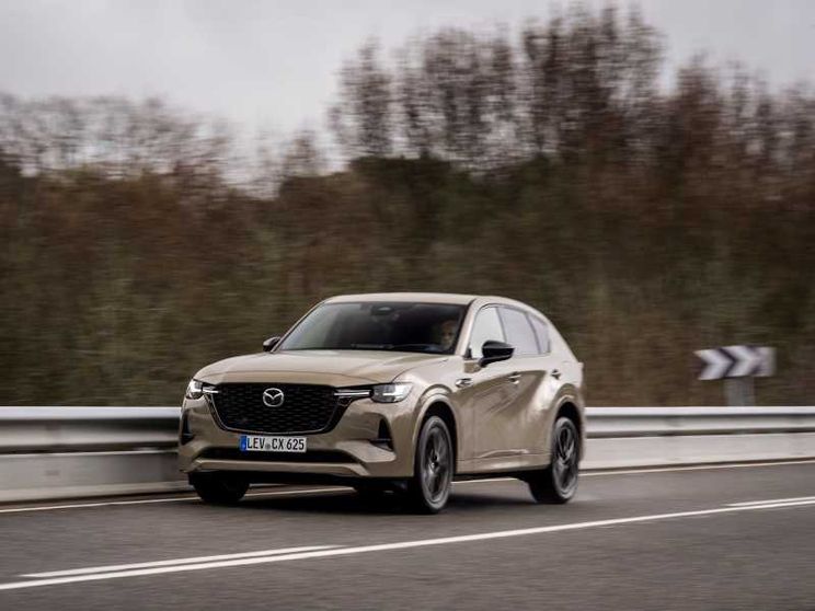 Mazda CX-60, un altro modo di affrontare la strada