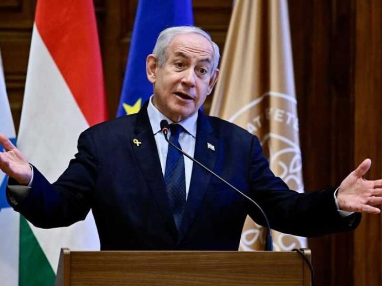 L’ex 007 accusa Netanyahu: «Bugiardo». E a Gaza la strage continua