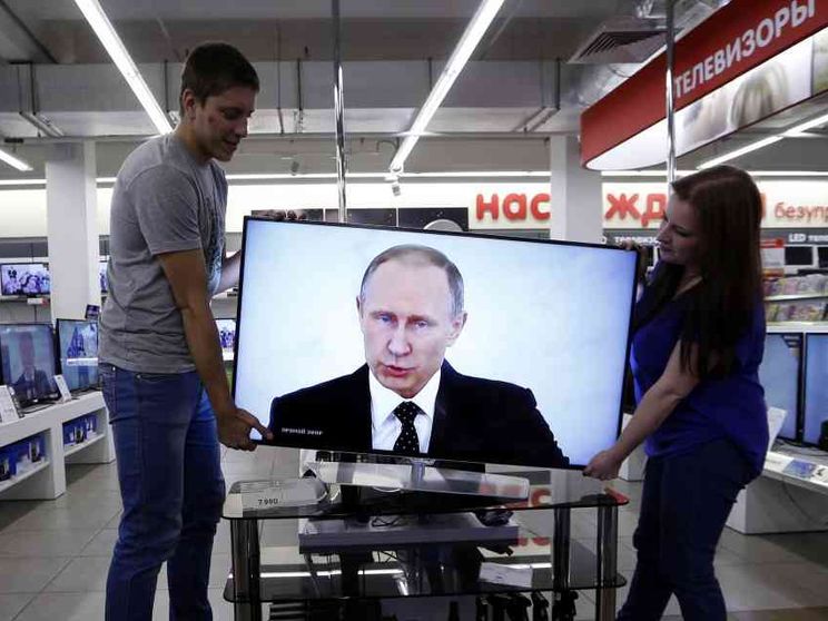 Da Zakharova all'Afd, come funziona (e dove punta) la propaganda russa