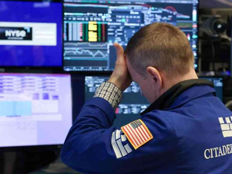 Sui dazi le Borse al braccio di ferro. Trump tira dritto: «Nessuna pausa»