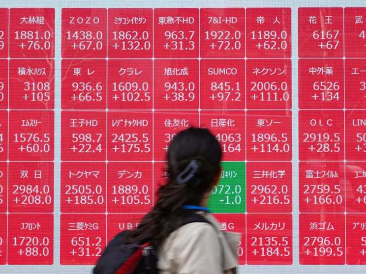 Segnali di reazione dalle Borse europee, risale Tokyo