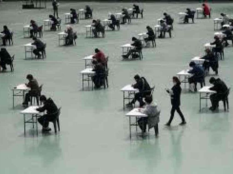 Alla difficile ricerca di facchini, portieri e addetti alle pulizie