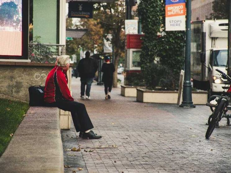 «Ho perso 58mila dollari in due giorni». Quei pensionati Usa abbandonati da Trump