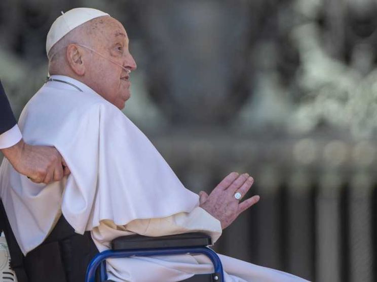 Il Papa a sorpresa nella Basilica di San Pietro