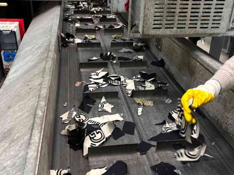 Se i rifiuti tessili diventano smart: «Non sprecheremo neanche una zip»