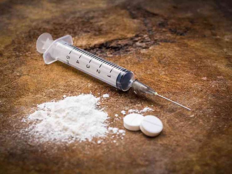 L'eroina c'è ancora. E scolpisce nuove "pietà" con madri e figli