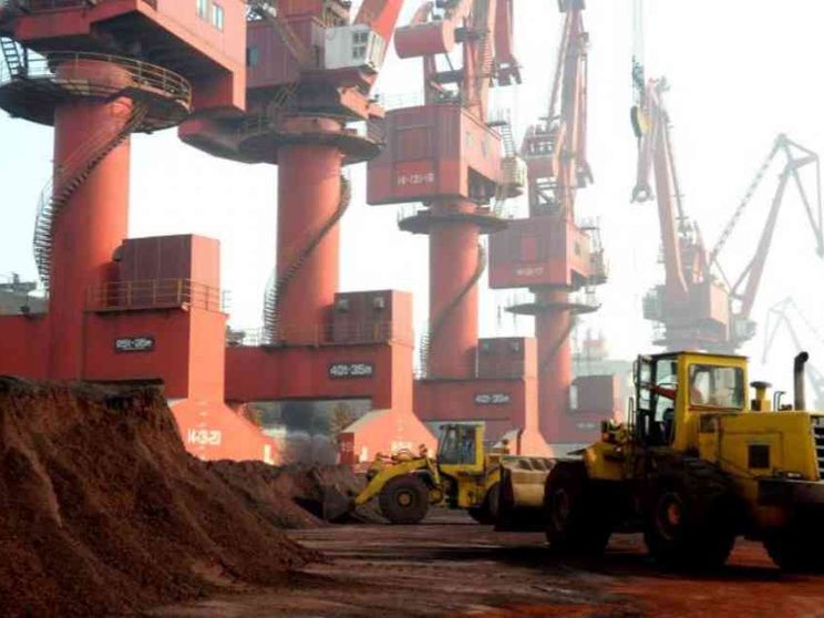 Dalla Cina stop all’export di terre rare