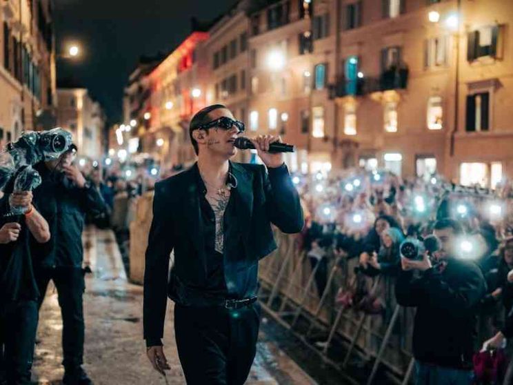 Achille Lauro: «Canto l'amore per mia madre e per i ragazzi di periferia»