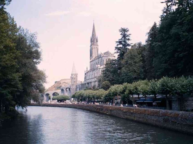 Giubileo a Lourdes, primo pellegrinaggio. Con tanti giovani