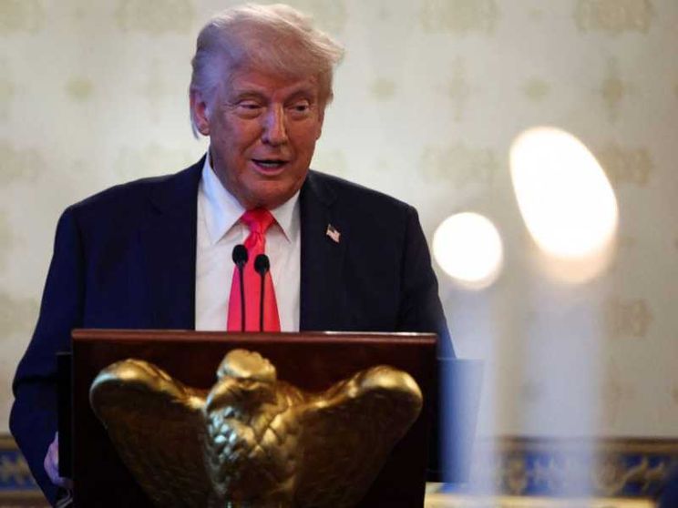 «Israele pronto a colpire l'Iran: Trump lo ha fermato»