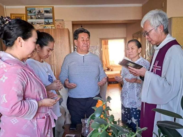 In Mongolia c'è un padre che è stato convertito dall'esempio delle figlie