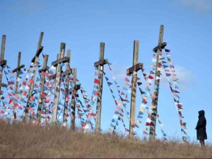 Gesù risorto torna in mezzo a noi. E ci parla di pace