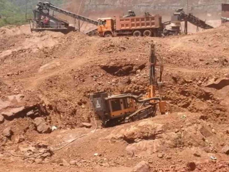 La rivolta delle donne in Guinea Bissau: in fiamme miniera cinese di zirconio