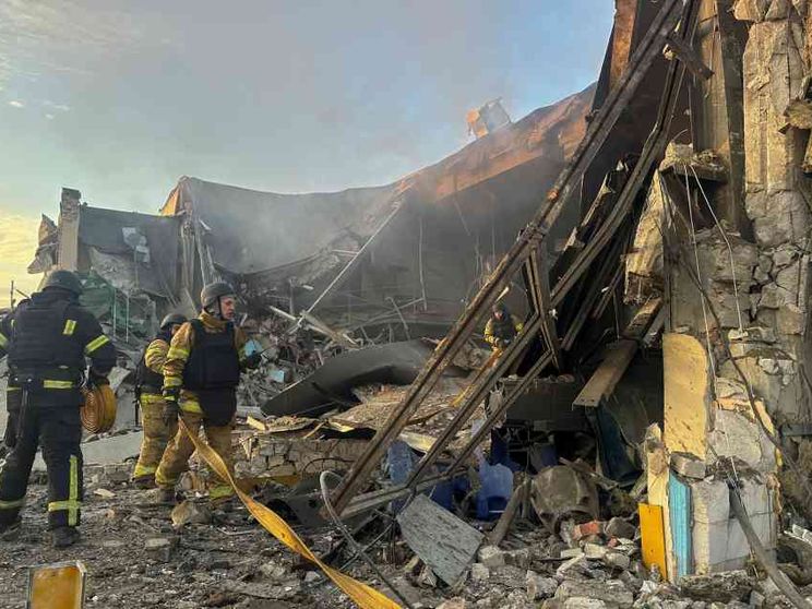 Una bomba, la vita sfregiata di Anastasia e il coraggio della speranza