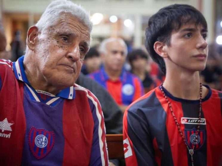 La Messa dei tifosi del “suo” San Lorenzo. «Tu, il nostro miglior giocatore»