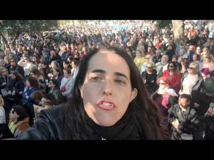 L'altro funerale a Buenos Aires: «Ora fai chiasso dal cielo, Francisco!»