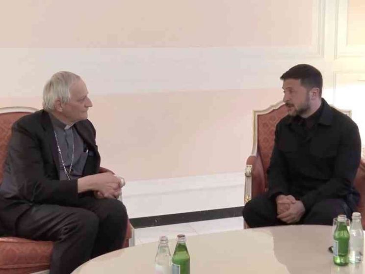 Prigionieri, bambini e pace giusta: Zelensky incontra Parolin e Zuppi