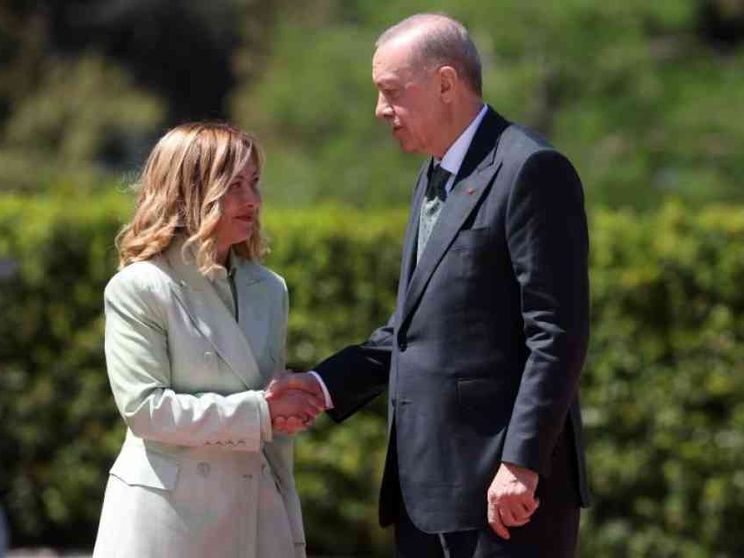 Meloni-Erdogan, l'intesa sugli affari e l'impegno per la pace nei conflitti