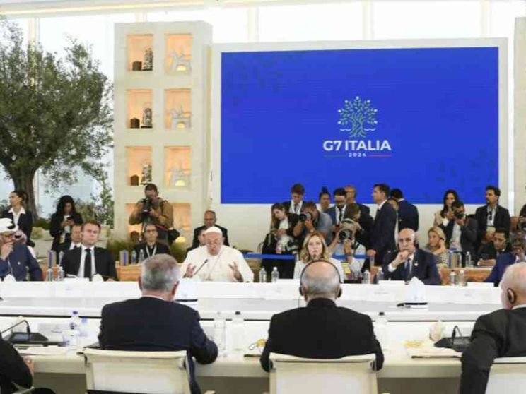 L’IA secondo papa Francesco: governata da un’etica condivisa